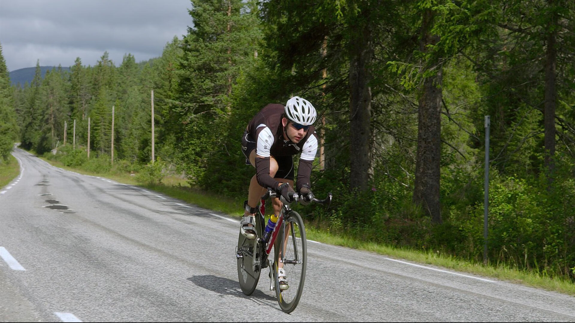 电竞主播内容创作与粉丝互动策略，电竞主播内容创作与粉丝互动策略研究