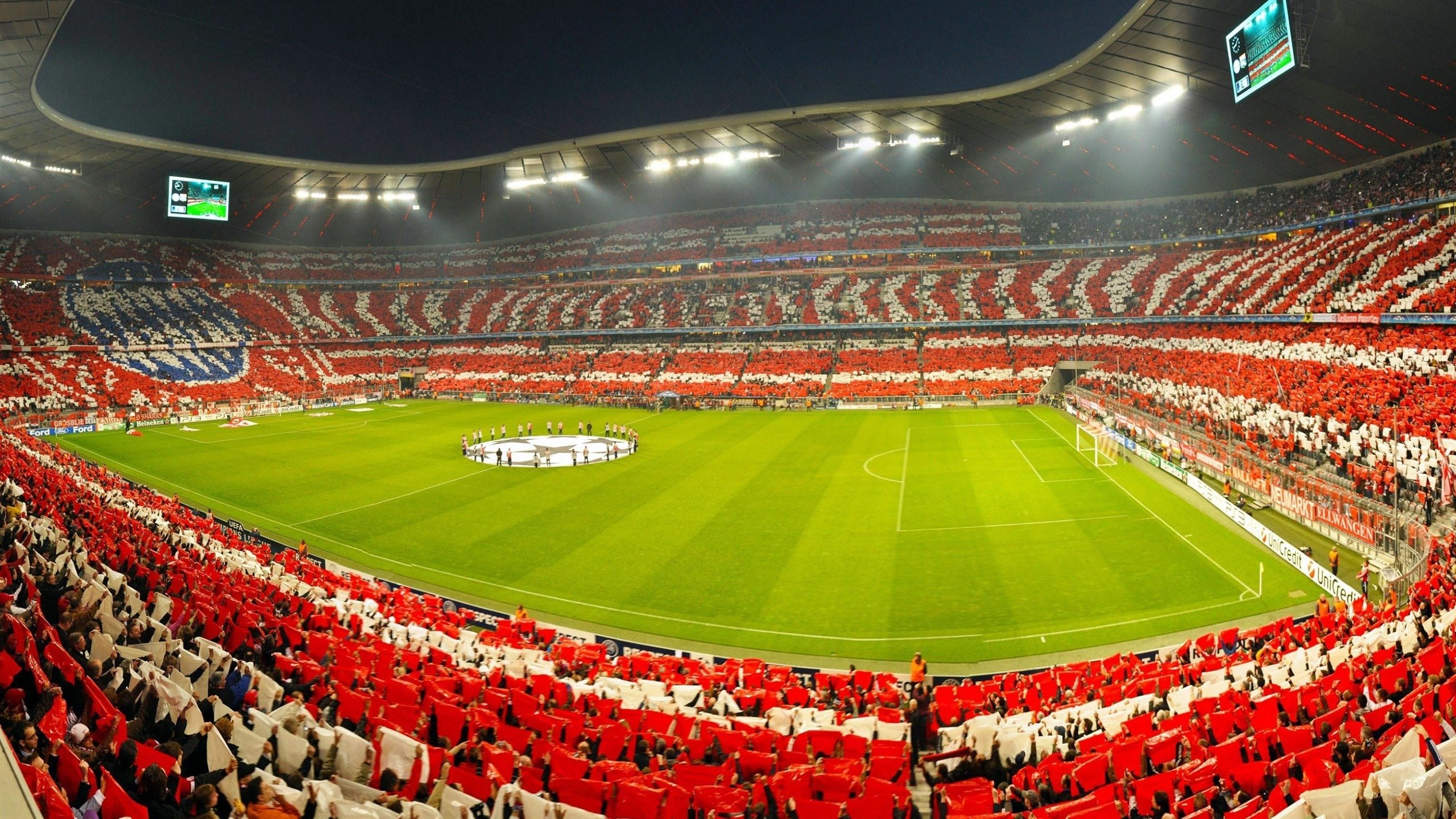 阿贾克斯逆袭成功,取得晋级资格,阿贾克斯有多强