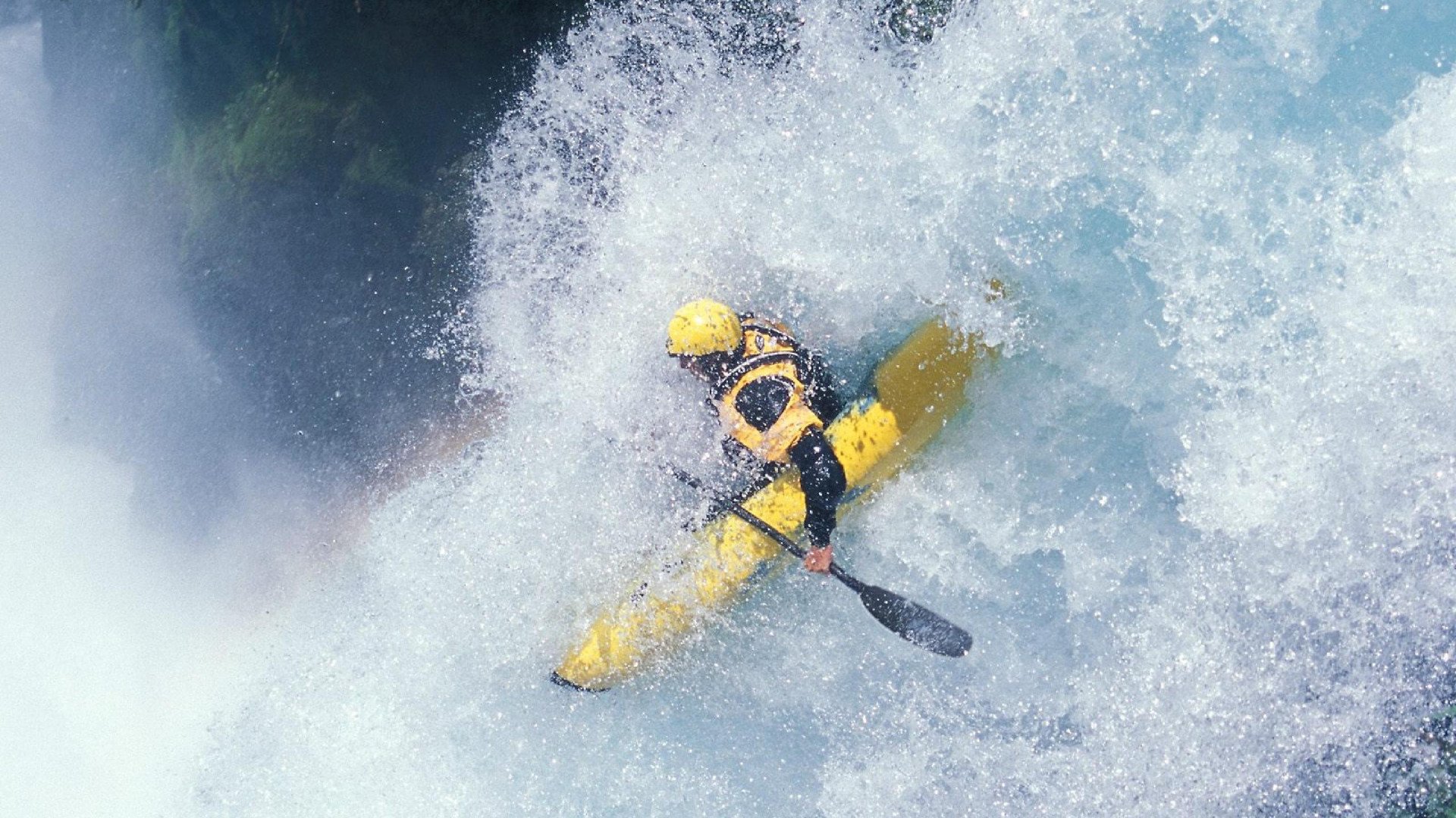 _观众互动:现场投票决定精彩比赛瞬间_,比赛现场投票系统